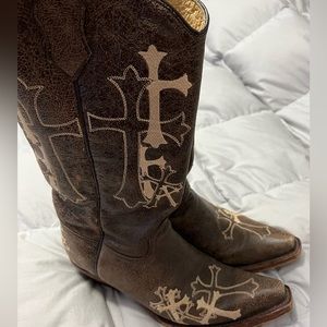 Ladies cowboy boots circle G size 8 1/2 very good condition